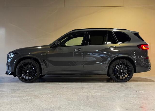 BMW X5 xDrive45e High Executive |Pano |Soft Close |Luchtvering |Achteras besturing |Head-up |Co Pilot