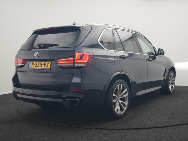 BMW X5 xDrive35i M Sport Edition 306pk | Panodak | Trekhaak af Fabriek | Adaptive Cruise | 360 Camera | Apple Carplay | Head Up | Harman Kardon | Stuurverwarming | 20"L.M |