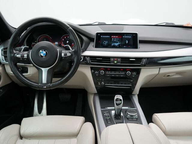 BMW X5 xDrive35i M Sport Edition 306pk | Panodak | Trekhaak af Fabriek | Adaptive Cruise | 360 Camera | Apple Carplay | Head Up | Harman Kardon | Stuurverwarming | 20"L.M |