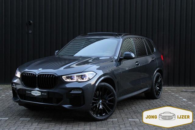 BMW X5 XDrive45e M SPORT PANO LASER HUD B&W CRYSTAL