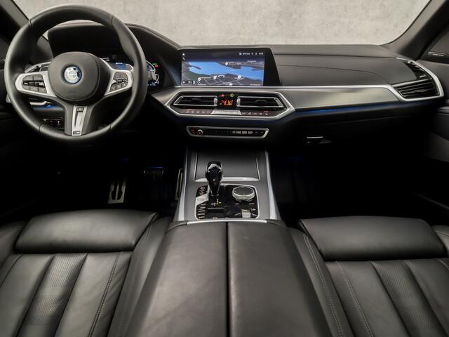 BMW X5 xDrive45e M Sport High Executive 395Pk Automaat (PANORAMADAK, LUCHTVERING, ARMSTEUN VERWARMD, HEAD-UP DISPLAY, COMFORTSTOELEN MET GEHEUGEN, SOFT CLOSE, 360 CAMERA, HARMAN/KARDON, STUURWIEL VERWARMD, ADAPTIVE CRUISE, NIEUWSTA