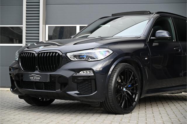 BMW X5 xDrive45e M-SPORT / PANO / MASSAGE / SOFTCLOSE / 4WIELSTURING / LASER / HUD / TREKHAAK / BTW