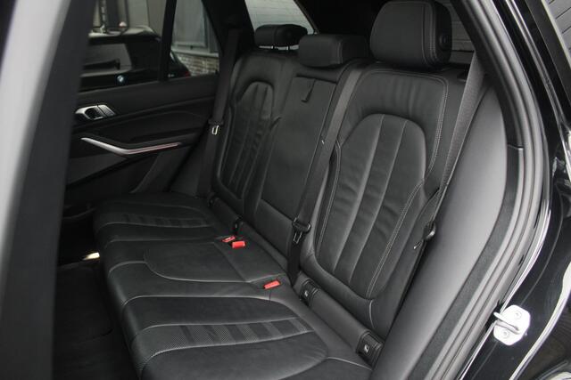 BMW X5 xDrive45e M-Sport | CraftedClarity | M Schaalstoelen | Panoramadak | Harman Kardon