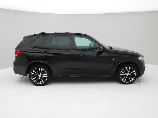 BMW X5 xDrive30d High Executive M-Sport Panorama / Leder /Softclose / Origineel NL