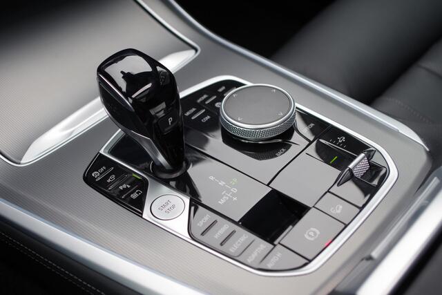 BMW X5 xDrive45e 395 PK M-Sport High Executive PHEV, Panoramadak, Laser-LED, Driving Assistent Prof, 4 x Stoelverwarming