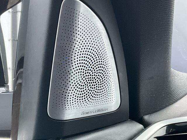 BMW X5 xDrive40i High Executive M-Sport Trekhaak HUD Pano B&W Luchtvering Stoelverw+Ventilatie Leer BOMVOL!