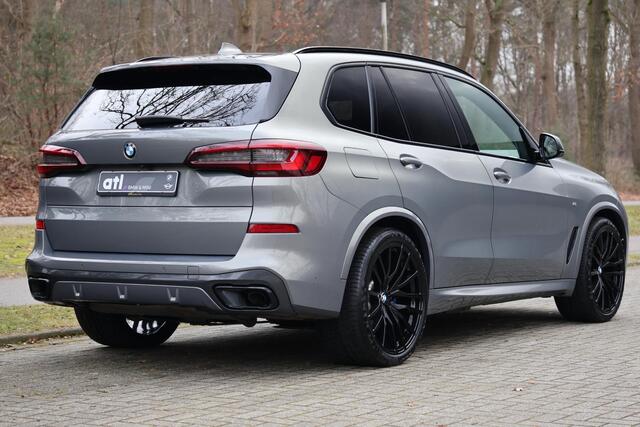 BMW X5 xDrive45e High Executive 22 Inch | Head up I Pano Sky Lounge I Merino Leder | Soft Close | Bowers & Wilkins | Stoelverwarming voor en achter | Stoelventilatie | Comfortstoelen met memory | Elektrische trekhaak | Massage, etc.