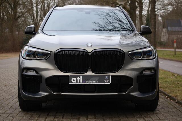 BMW X5 xDrive45e High Executive 22 Inch | Head up I Pano Sky Lounge I Merino Leder | Soft Close | Bowers & Wilkins | Stoelverwarming voor en achter | Stoelventilatie | Comfortstoelen met memory | Elektrische trekhaak | Massage, etc.