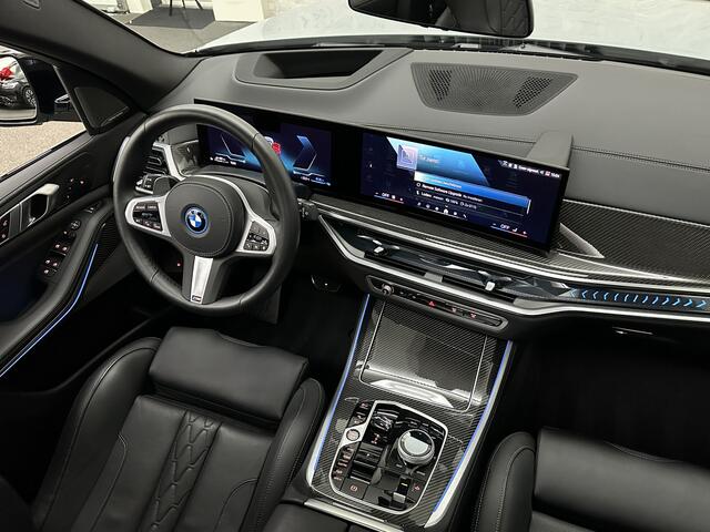 BMW X5 50e M-Stoelen full option!