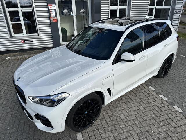 BMW X5 xDrive45e High Executive M-Schaalstoel | Autopilot | Panodak | Head up | Keyless