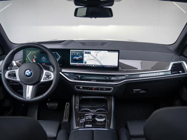 BMW X5 xDrive40i | M Sportpakket Pro | Innovation Pack | Harman Kardon | Comfort Access | Soft-Close | Panoramadak | Massagefunctie | Driving Assistant Professional | Trekhaak