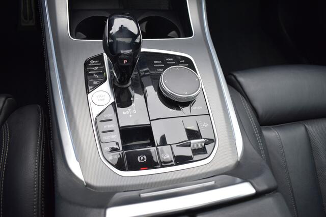 BMW X5 xDrive45e High Ex. M-PAKKET 395PK BOMVOL PANO, ACC ENZ.