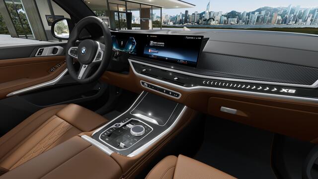 BMW X5 xDrive50e High Executive M Sport Automaat / Panoramadak / Trekhaak / Massagefunctie / Soft-Close / Comfortstoelen / Parking Assistant Professional / Active Steering