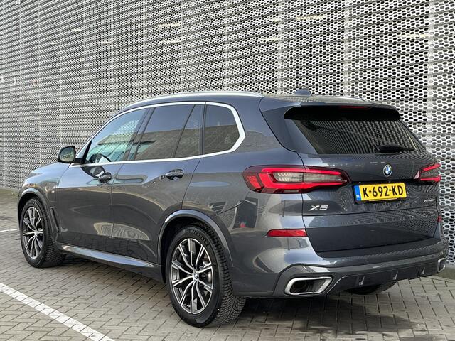 BMW X5 xDrive45e High Executive / Pano / Head-up / Navi / Carplay / 360 Camera / Parkeersensoren V+A / Leder / Zwenkbare trekhaak /