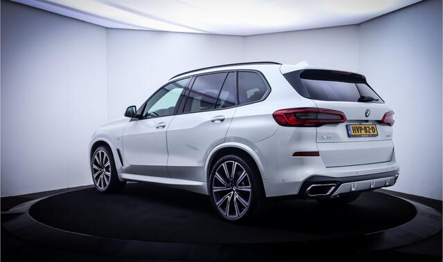 BMW X5 40iA M-SPORT High Executive PANO | VERNASCA LEDER | 22"LMV | CAMERA | CARPLAY