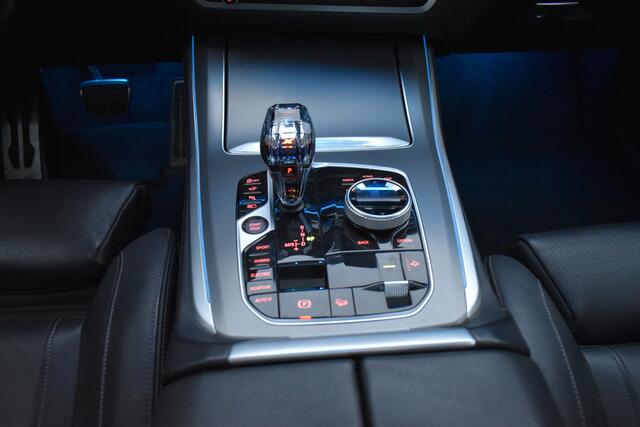 BMW X5 xDrive45e High Ex. M-PAKKET 395PK PANO, TREKH., ACC NIEUWSTAAT!