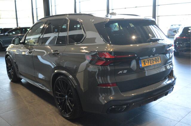 BMW X5 xDrive50e M-SPORT pano head up 360 camera 22 inch !!