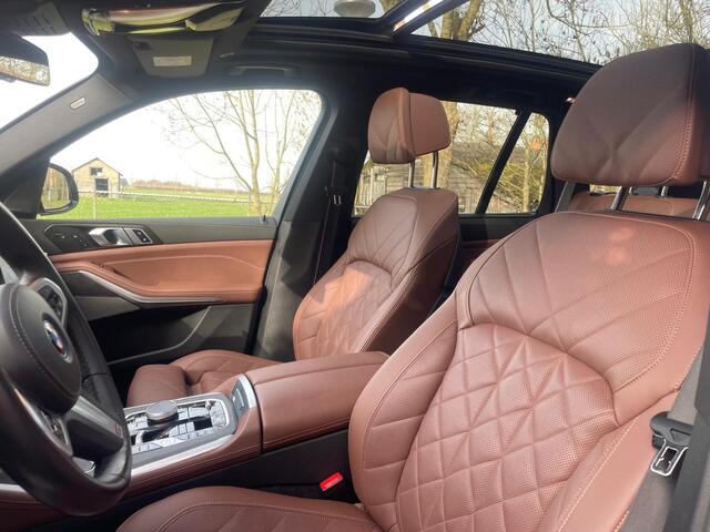BMW X5 xDrive50e M Sport Pro Massage Soft Close Stoelventilatie Panorama