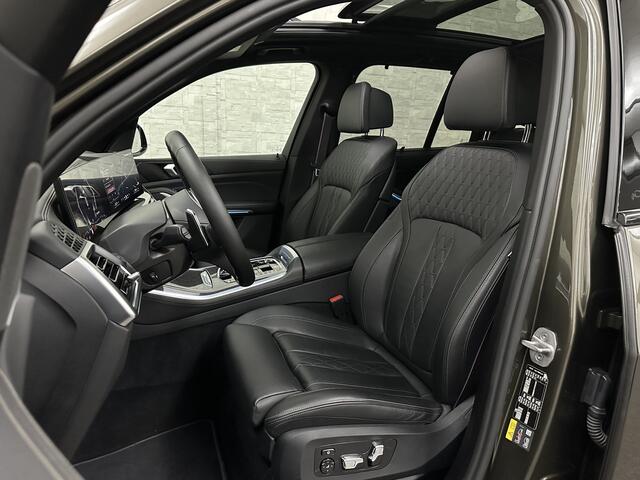 BMW X5 50e M-Sport Pro | Panorama | 360 Camera | ACC | Carbon | Individual Leder | Trekhaak | Head-Up | Keyless-Entry | Harman-Kardon | Stoelverwarming V+A | Memory | Stuurverwarming | 22 inch | Iconic-Glow | M-Gordels | ISO-Glas | Zonwering | Beker Clima | Stan