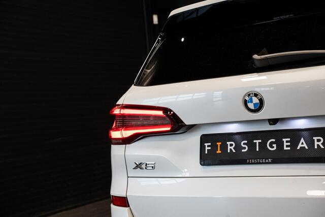 BMW X5 xDrive45e High Executive *M-Sport / Achteras-besturing / Panorama / Harman-Kardon / HUD / Stoelventilatie*