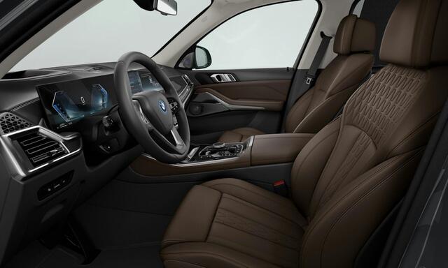 BMW X5 xDrive50e Trekhaak - Panoramadak - Stoelventilatie - Comfortstoelen - Driving/Parking Assistant Professional - B&O - Geluiddempende ramen - Ambiance verlichting - High Beam Assistant - Getinte Ruiten -