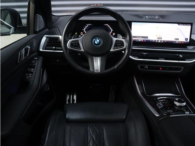 BMW X5 xDrive50e | High Executive | M Sportpakket Pro | Panodak Skylounge | Trekhaak | Driving Assistant Prof. | Head-Up | Bowers & Wilkins | Massage | Soft Close | 22'' LMV