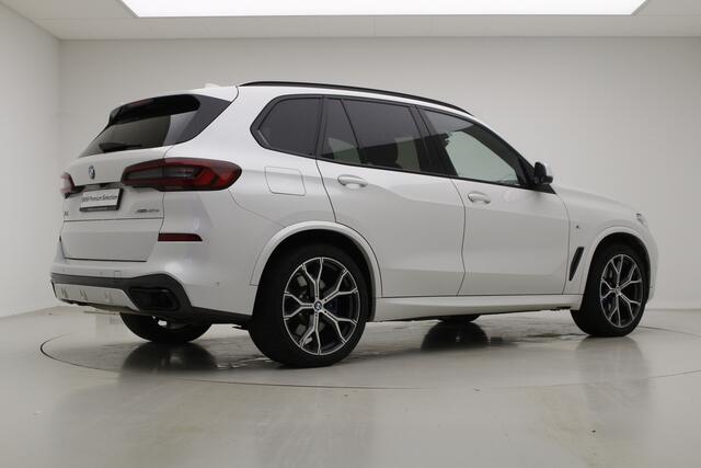 BMW X5 xDrive45e M-Sport | 21" | Panorama | Harman Kardon | Trekhaak | Soft Close | Driving Assistant Professional