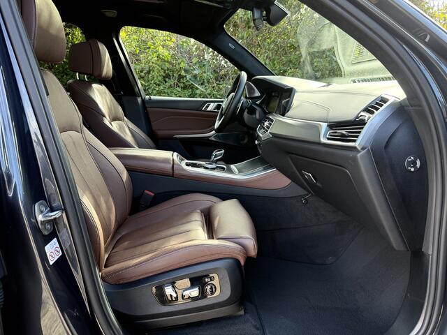 BMW X5 M50d I 400PK I 22" I SkyLounge I B&W I Massage