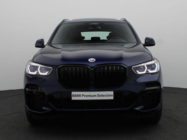 BMW X5 xDrive45e High Executive | M Sportpakket | Safety Pack | BMW Personal CoPilot Pack | Integral Active Steering | Trekhaak | Panoramadak | Driving Assistant Professional | Harman Kardon | 21''