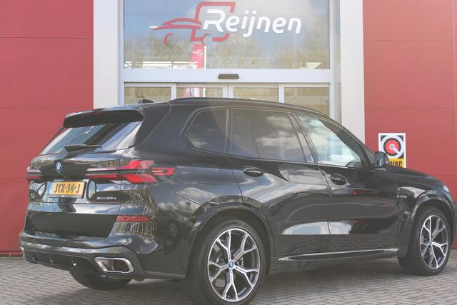 BMW X5 xDrive50e 490PK M-SPORT | PANORAMA SCHUIF/KANTEL DAK "SKY LOUNGE" | COMFORT STOELEN ELEKTRISCH VERSTELBAAR MET GEHEUGENFUNCTIE EN VERWARMBAAR VOOR EN ACHTER | LEDEREN BEKLEDING BMW INDIVIDUAL ZWART | EDELHOUT INTERIEURLIJSTEN | RIJASSISTENT-SYSTEEM DRIVIN