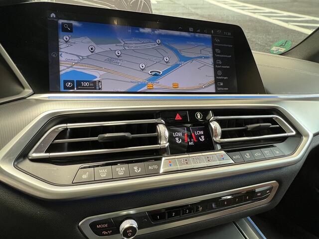 BMW X5 xDrive45e High Executive M-Sport 394 PK Plugin Hybride / Soft Close / Luchtvering / Panoramadak / 21"LM Velgen / Leder Induvidual Sport Int / Laserlicht / Head-Up / Park Assist /Live Cockpit / 1e Eigenaar!