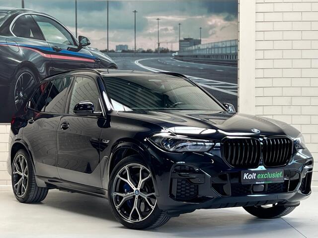 BMW X5 xDrive45e High Executive M-Sport 394 PK Plugin Hybride / Soft Close / Luchtvering / Panoramadak / 21"LM Velgen / Leder Induvidual Sport Int / Laserlicht / Head-Up / Park Assist /Live Cockpit / 1e Eigenaar!