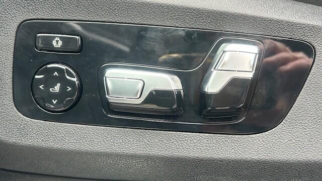 BMW X5 xDrive50e M SPORTPAKKET, FULL OPTIONS!! LUCHTVERING, NAVIGATIE PREMIUM, APPLE CARPLAY, NAPPA LEDER, STOEL EN ACHTERBANK VERWARMING, HEAD-UP DISPLAY, ELEC. PANORAMADAK, ELEC. WEGKLAPBARE TREKHAAK, 22" M-SPORT L/M VELGEN, ENZ. ENZ. NIEUWPRIJS ¤131.000,-!!