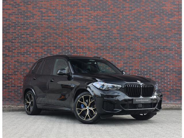 BMW X5 45e xDrive | SkyLounge - Trekhaak - B&W