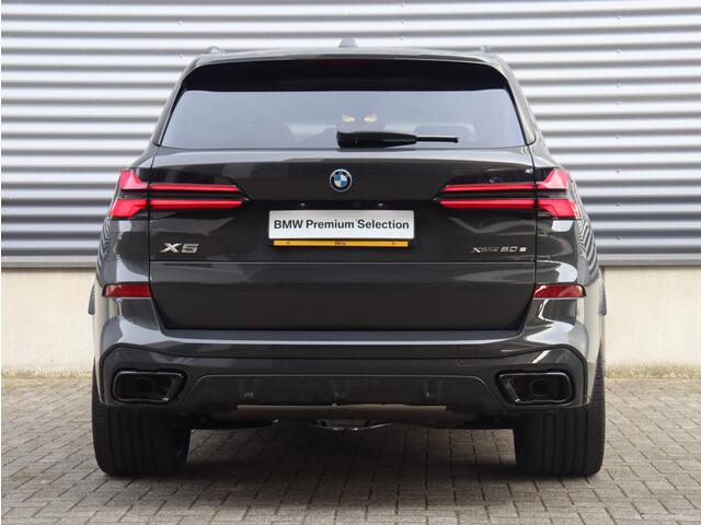BMW X5 xDrive50e | M Sportpakket Pro | Panodak | Head-Up | Trekhaak | Massage | M Multifunctionele Stoelen | Driving Assistant Prof. | Harman Kardon | Stoelventilatie | Soft Close | Parking Assistant Prof. | Alcantara hemel | 22'' LMV