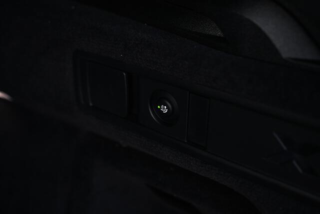 BMW X5 xDrive50e High Executive M Sport Automaat / Trekhaak / Panoramadak / Comfortstoelen / Comfort Access / Harman Kardon / Parking Assistant Professional