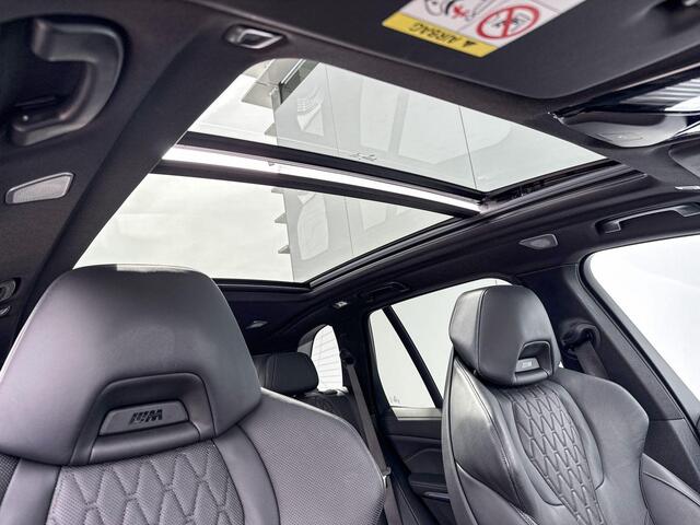 BMW X5 xDrive45e High Executive M-Sport 22 Inch / Glazen Schuifdak / Bowers & Wilkins / Comfort Acces / Shadow Line koplampen / Getinte ramen Achter / Stoelventilatie / Stoel verwarming Voor + Achter / Driving Prof / Parking Prof / Head Up Display