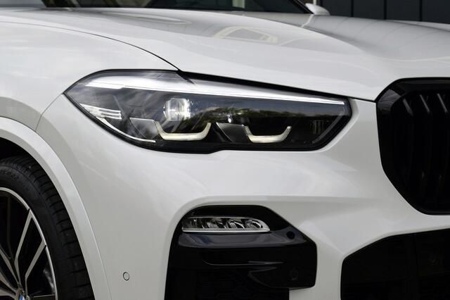BMW X5 xDrive40i m-sport Rijklaarprijs-Garantie Panoramadak Sky Leder Soft close head-up Lucht vering