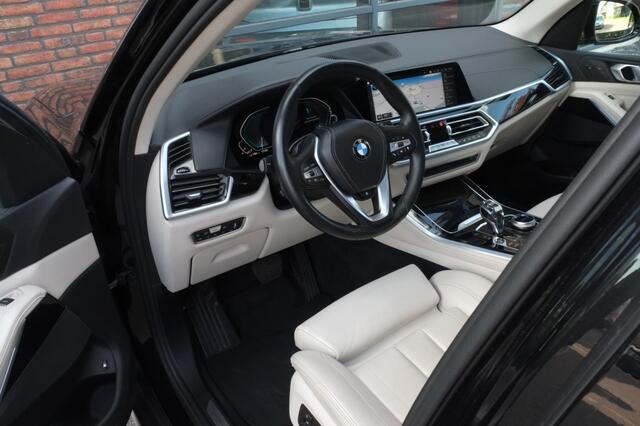 BMW X5 xDrive45e High Executive | SOH 90% | Panoramadak | Leder