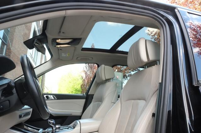 BMW X5 xDrive45e High Executive | SOH 90% | Panoramadak | Leder