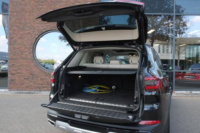 BMW X5 xDrive45e High Executive | SOH 90% | Panoramadak | Leder