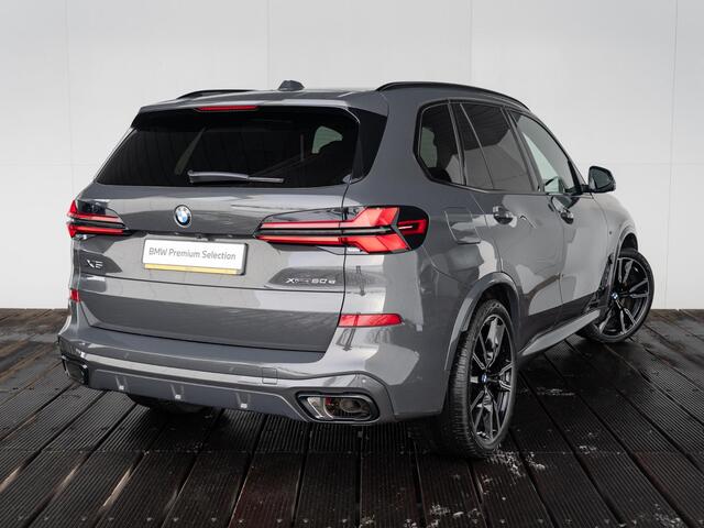 BMW X5 xDrive50e | M Sportpakket Pro | Travel Pack | Harman Kardon | Comfort Access | Soft-Close | Sky Lounge | Stoelventilatie | Massagefunctie | Trekhaak