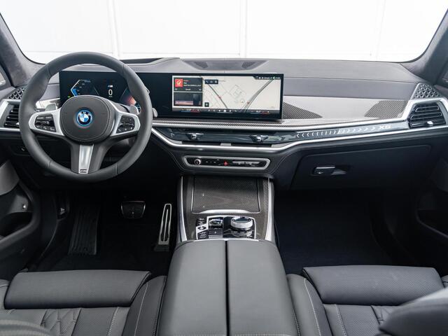 BMW X5 xDrive50e | M Sportpakket Pro | Travel Pack | Harman Kardon | Comfort Access | Soft-Close | Sky Lounge | Stoelventilatie | Massagefunctie | Trekhaak