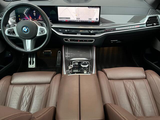 BMW X5 XDRIVE50E M-SPORT - PANO - SKY LOUNGE - LUCHTV. - TREKH.