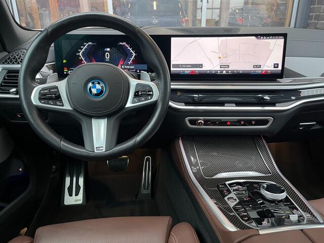 BMW X5 XDRIVE50E M-SPORT - PANO - SKY LOUNGE - LUCHTV. - TREKH.