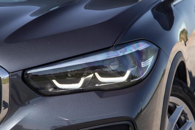 BMW X5 xDrive45e Executive CARPLAY / CAMERA / DEALER ONDERHOUDEN / ZWART LEER / STOELVERWARMING