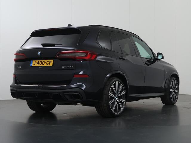BMW X5 xDrive45e High Executive | M-Pakket | Comfortstoelen + Geheugen | Luchtvering | Panoramadak | HUD | 360 Camera | Adaptief Onderstel | Adaptieve Cruise Control | Harman/Kardon |