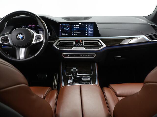 BMW X5 xDrive45e High Executive | M-Pakket | Comfortstoelen + Geheugen | Luchtvering | Panoramadak | HUD | 360 Camera | Adaptief Onderstel | Adaptieve Cruise Control | Harman/Kardon |