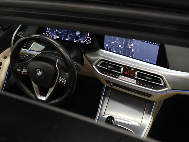 BMW X5 xDrive45e High Executive [SCHUIFDAK, HARMAN KARDON, 360° CAMERA, APPLE CARPLAY, TREKHAAK, LUCHTVERING, ANDROID AUTO, MEMORY SEATS, SFEERVERLICHTING, NIEUWSTAAT]