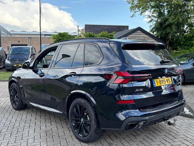 BMW X5 X-Drive50E 2023 Zwart M-Pakket Vol Opties NL Auto